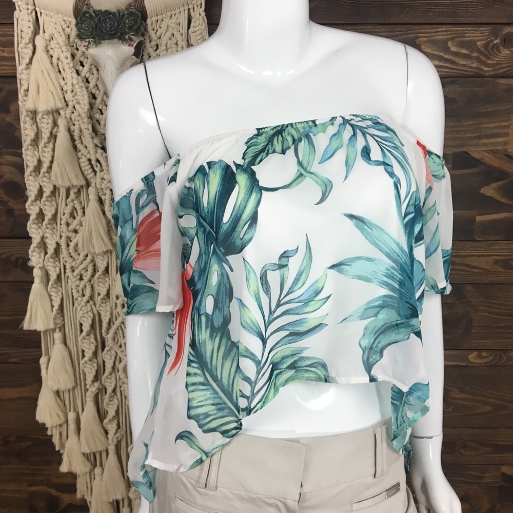 Peach Love California |‎ Tropical Off Shoulder Blouse Cropped High Low